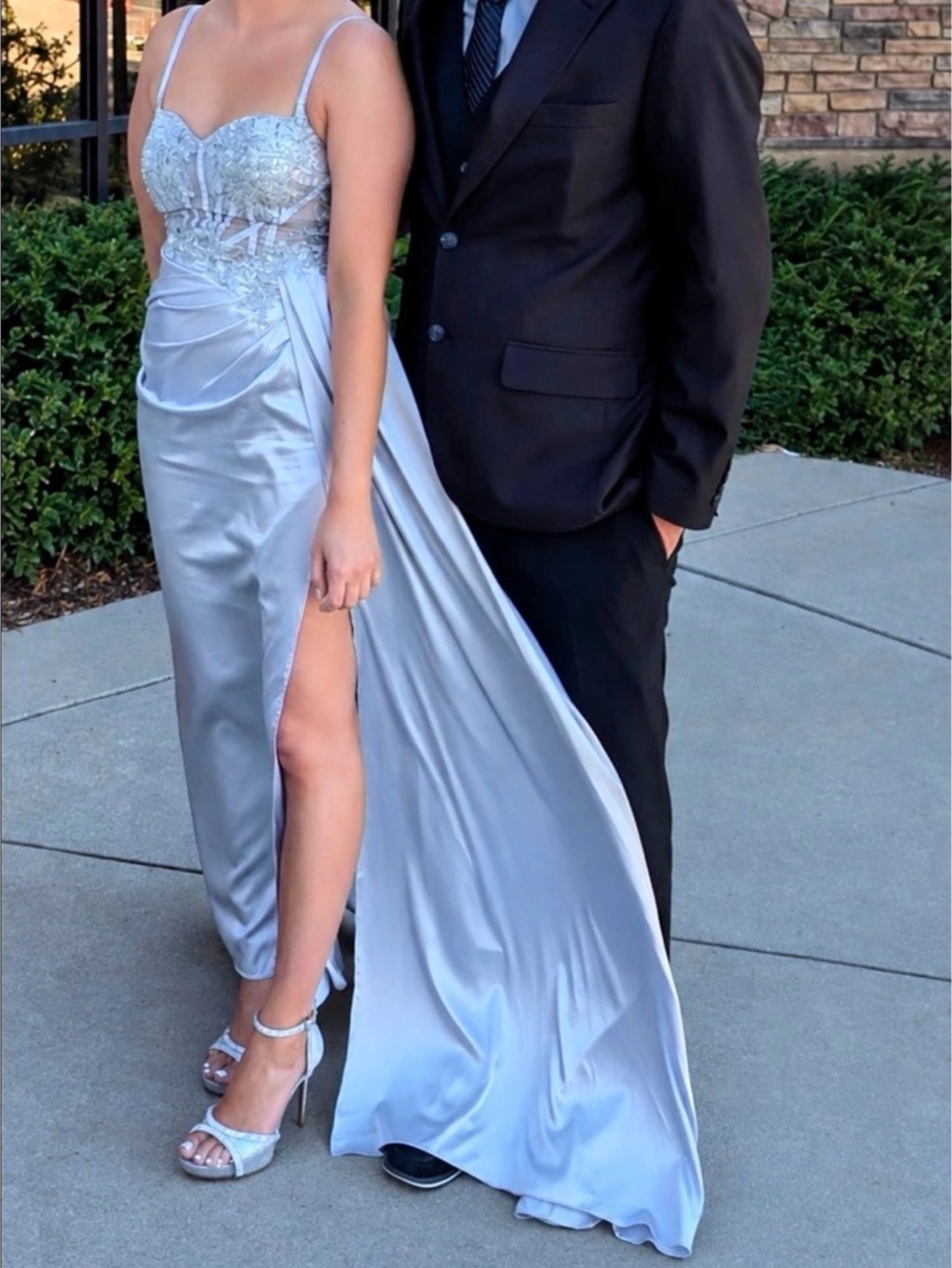 Pomuyoo Maxine Sexy Trumpet Spaghetti Straps Sequins Long Prom Dress with Slit